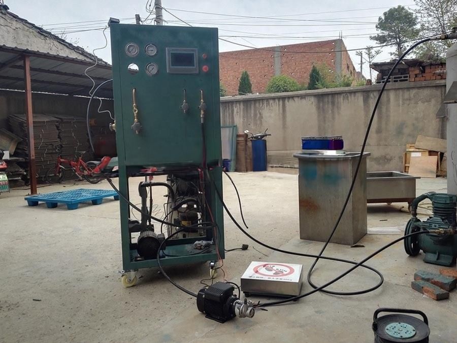 R404a Single Stage Refrigerant Reclaim Machine With 4kg/Min Filling Rate