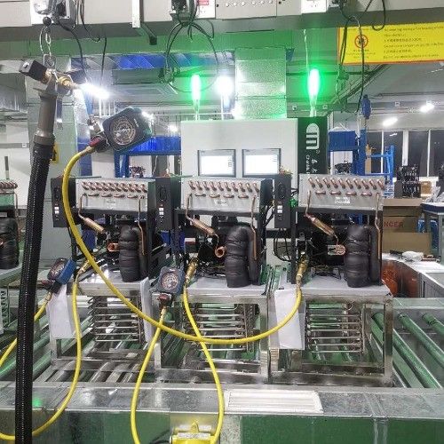 PLC Refrigerant Gas Filling Machine R134a R410a Automatic AC Recharge Equipment