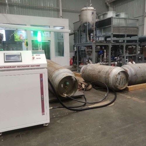 High Precision ±0.5% Refrigerant Charging Machine with Fast Charging 60~260g/s and 5Pa~10Pa Vacuum Degree